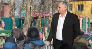Владимир Иванченко вручил подарки детскому саду № 93. 17 декабря 2015 года